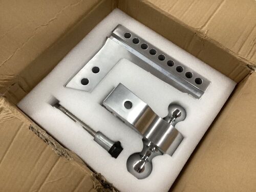 Adjustable Trailer Hitch - Lot 588