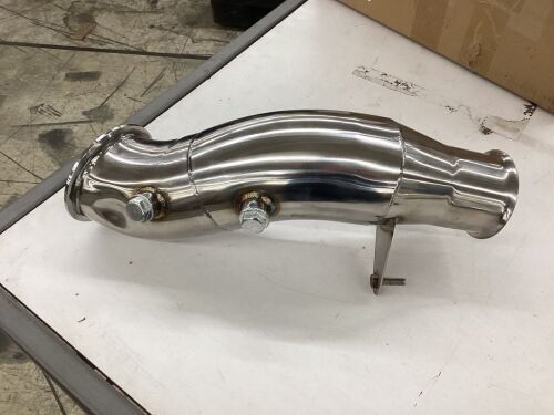 Downpipe  - Lot 484