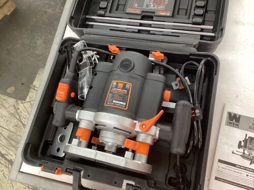 WEN RT6033 15-Amp Variable Speed Plunge Woodworking Router Kit with Carrying Case and Edge Guide - Lot 470
