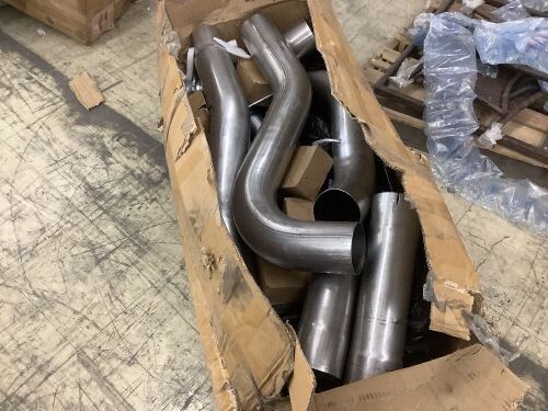 5" Diesel Exhaust Kit, Unknown Fit  - Lot 134