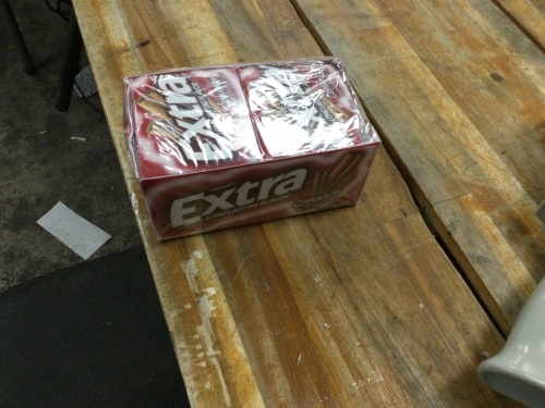 Packs of Extra Cinnamon Gum - Lot 8283