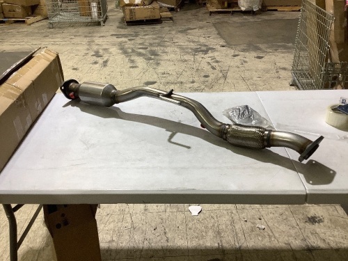 2007-2016 Nissan Altima 2.5L 4-door Catalytic Converter - Lot 116