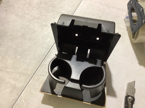 Fexon Dashboard Cup Holder - Lot 118