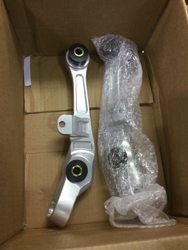 New unknown auto parts - Lot 55