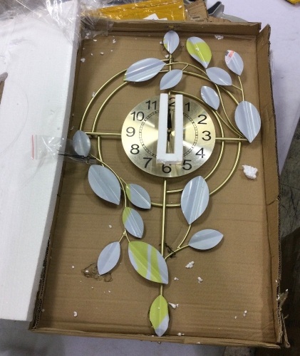 clock - Lot 74
