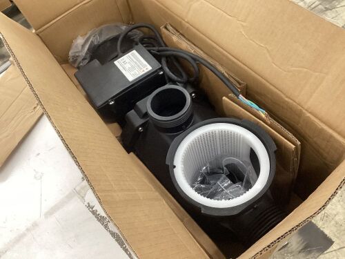 3HP Swimming Pool Pump 220V-240V - Lot 594