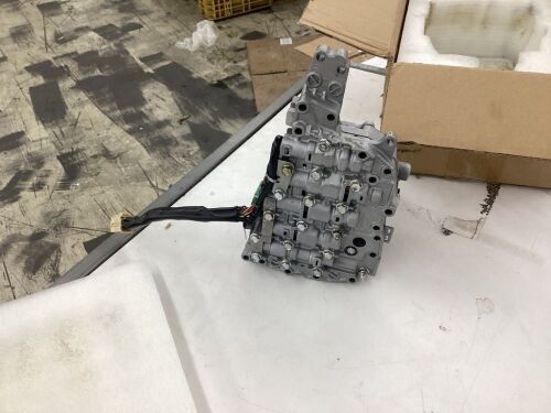 Valve Body Transmission  - Lot 597