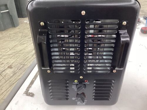 5120 BTUs Forced Air Electric Milkhouse Utility Furnace with Thermostat  - Lot 455