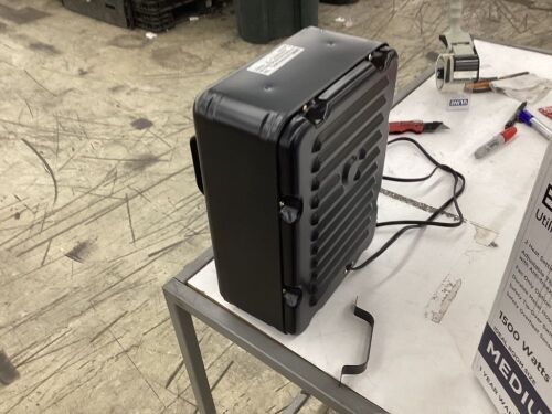 5120 BTUs Forced Air Electric Milkhouse Utility Furnace with Thermostat - Lot 436