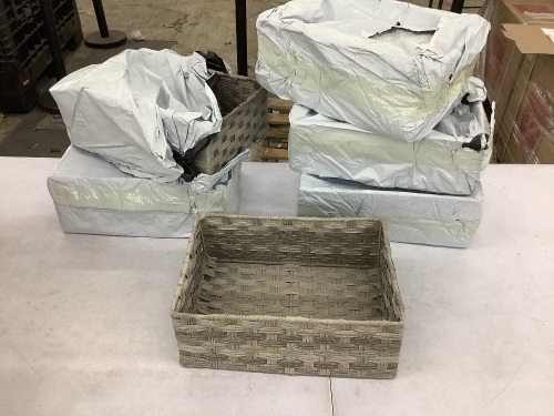 Lot of (6) Storage Baskets  - Lot 638