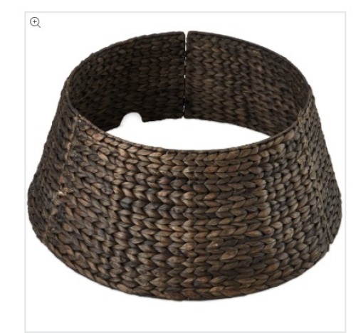 Woven Hyacinth Christmas Holiday Tree Collar - 24in $71.99 - Lot 110