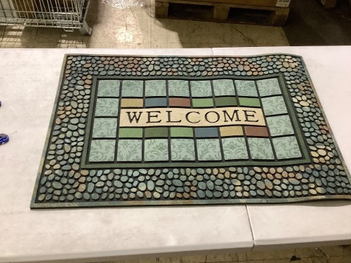 23x34 welcome mat - Lot 458