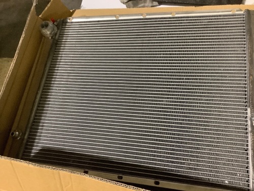 Radiator for unknown vehicle - Lot 444