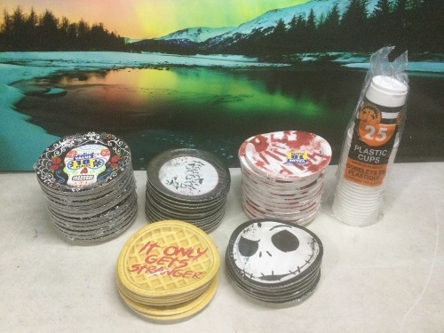 Large Lot of Halloween Paper Plates & Plastic Cups - Lot 161