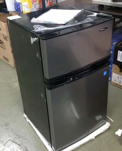 Danby 3.1 Cu.Ft. Compact Refrigerator with Freezer - Lot 308