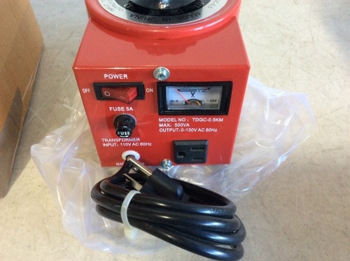 Adjustable Voltage Regulator - Lot 648