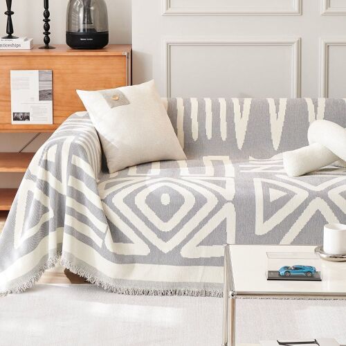 Geometric Boho Style Couch Cover - Lot 610