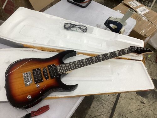Electric Guitar 6 String Rosewood Fingerboard  - Lot 630