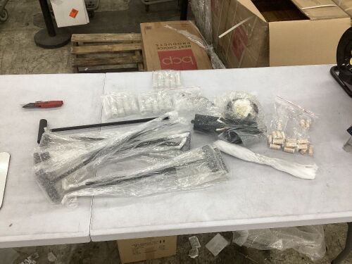 Light Fixture  - Lot 759