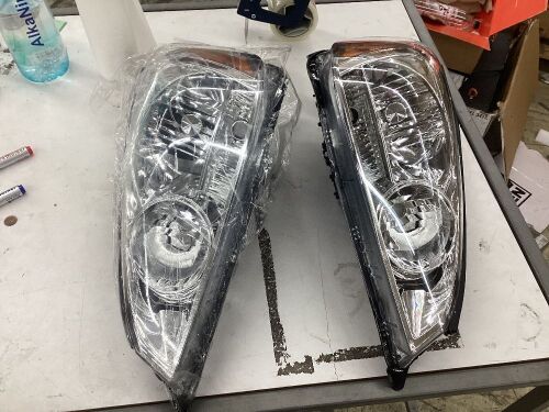 Headlights, Unknown Fit  - Lot 386