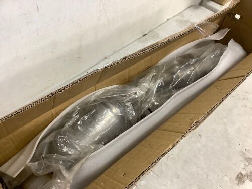 Catalytic Converter Kit for Unknown Vehicle - Lot 9253