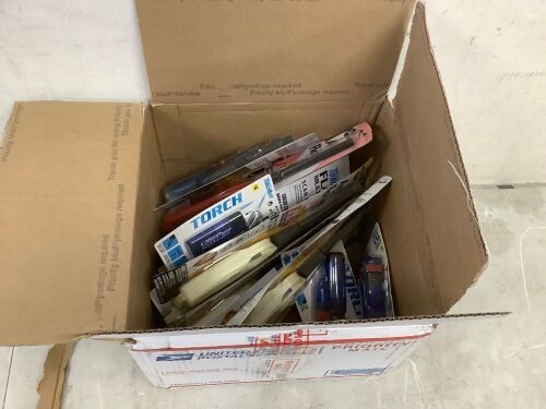 Box of Misc. Lighters - Lot 9297
