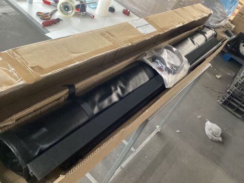 Soft Roll Up Tonneau Cover for Toyota Tundra 07-21 5.5' Bed - Lot 668