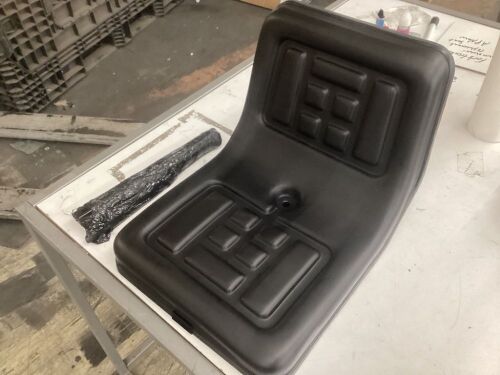 Universal Tractor Seat  - Lot 635