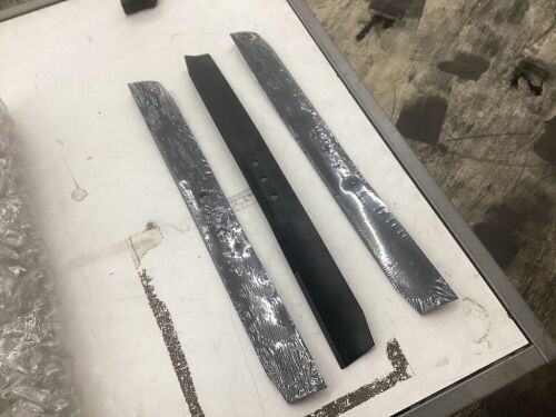 Lot of (3) 21" Lawn Mower Blades - Lot 583