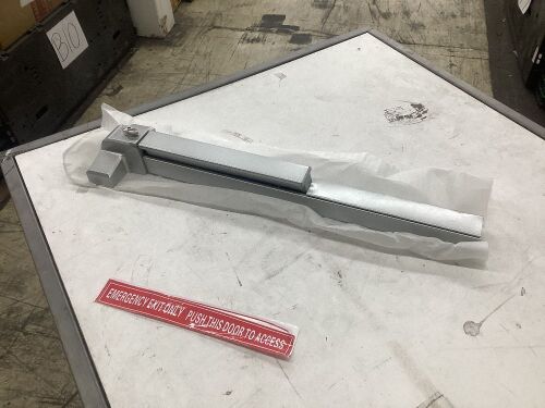 VEVOR Emergency Exit Door Push Bar - Lot 536