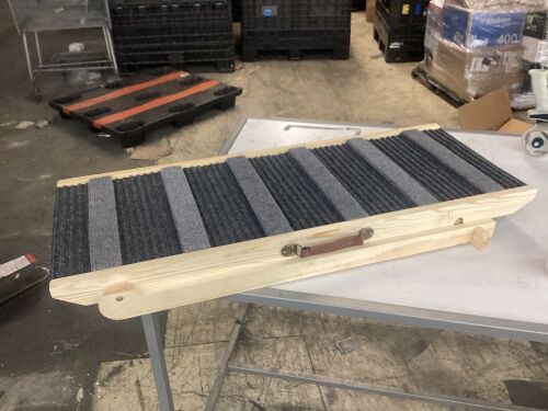 Pet Ramp  - Lot 481