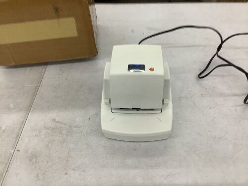 Electric Heavy Duty 70 Sheets Flat-Clinch Portable Stapler - Lot 707