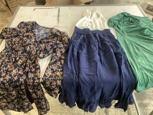 Lot of (3) Dresses, Size Small - Lot 349