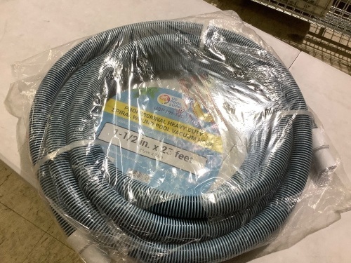 1 1/2" x 25' Professional Heavy Duty Spiral Wound Pool Vacuum Hose - Lot 284