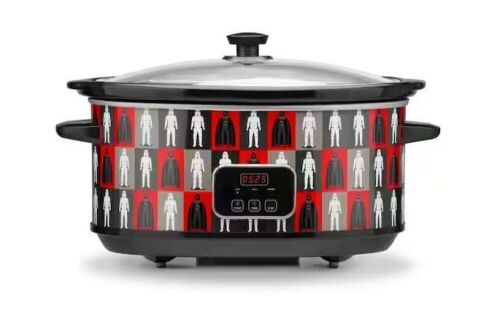 Star Wars 7 Qt Digital Slow Cooker - Lot 415