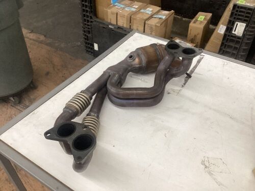 Catalytic Converter with Integrated Exhaust Manifold  - Lot 597