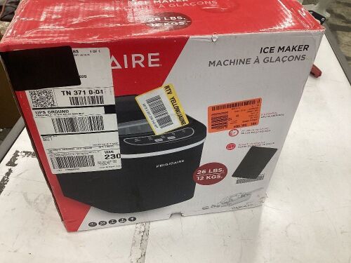Frigidaire 26 lb. Freestanding Compact Ice Maker in Black - Lot 679