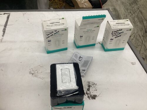 Lot of (4) Leviton Decora Smart Light Switch with Z-Wave Technology - Lot 595