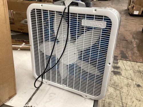 Lasko Air Flex 20 in. 3- Speed Air Purifier and Room Fan  - Lot 750