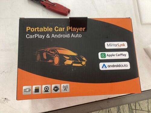 Portable Car Multimedia Player  - Lot 571
