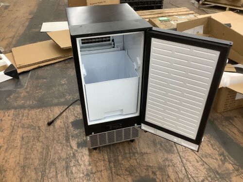 Costway Built-in Ice Maker Free-Standing/Under Counter 80lb/Day - Lot 149