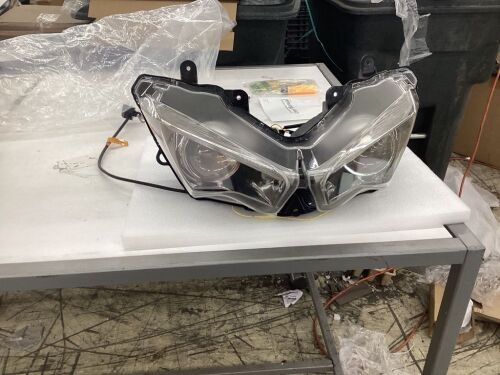 Headlight Assembly for Kawasaki Ninja - Lot 628