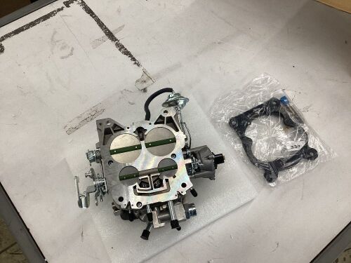 4 Barrel Carburetor  - Lot 586