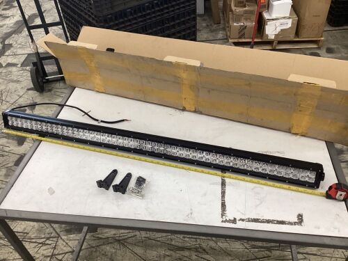 52" Light Bar  - Lot 557