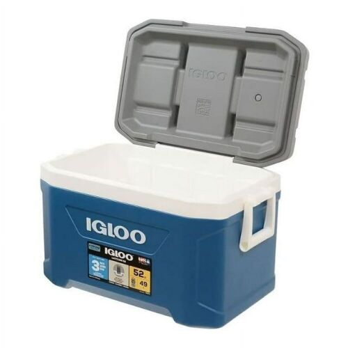 IGLOO Latitude Cooler 52 qt.  - Lot 396