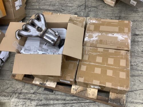 Lot of (5) Catalytic Converter Exhaust Manifold for Chevy Aveo 1.6L 2009-2011 - Lot 154