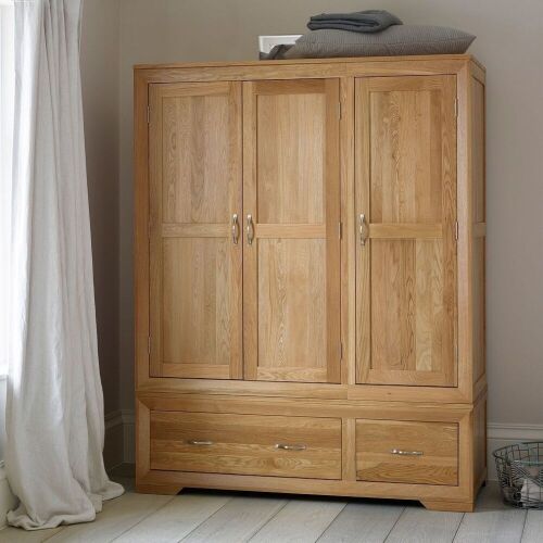 BEVEL Natural Solid Oak Triple Wardrobe - Lot 31