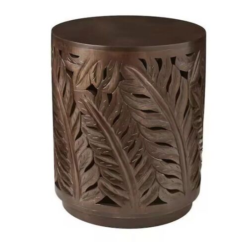 Palmeadow 20 in. Round Carved Walnut Brown Wood Accent Table  - Lot 97