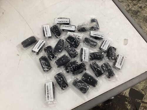 Lot of (30) Remote Key Fob for Chevy Cruze Sonic Equinox 2011-2016 - Lot 712