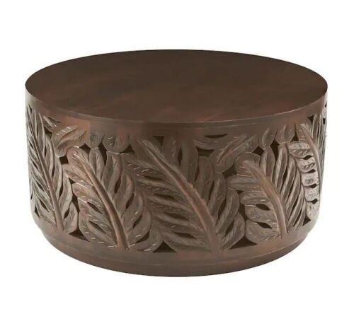 Palmeadow 36 in. White Rectangle Wood Top Coffee Table  - Lot 14